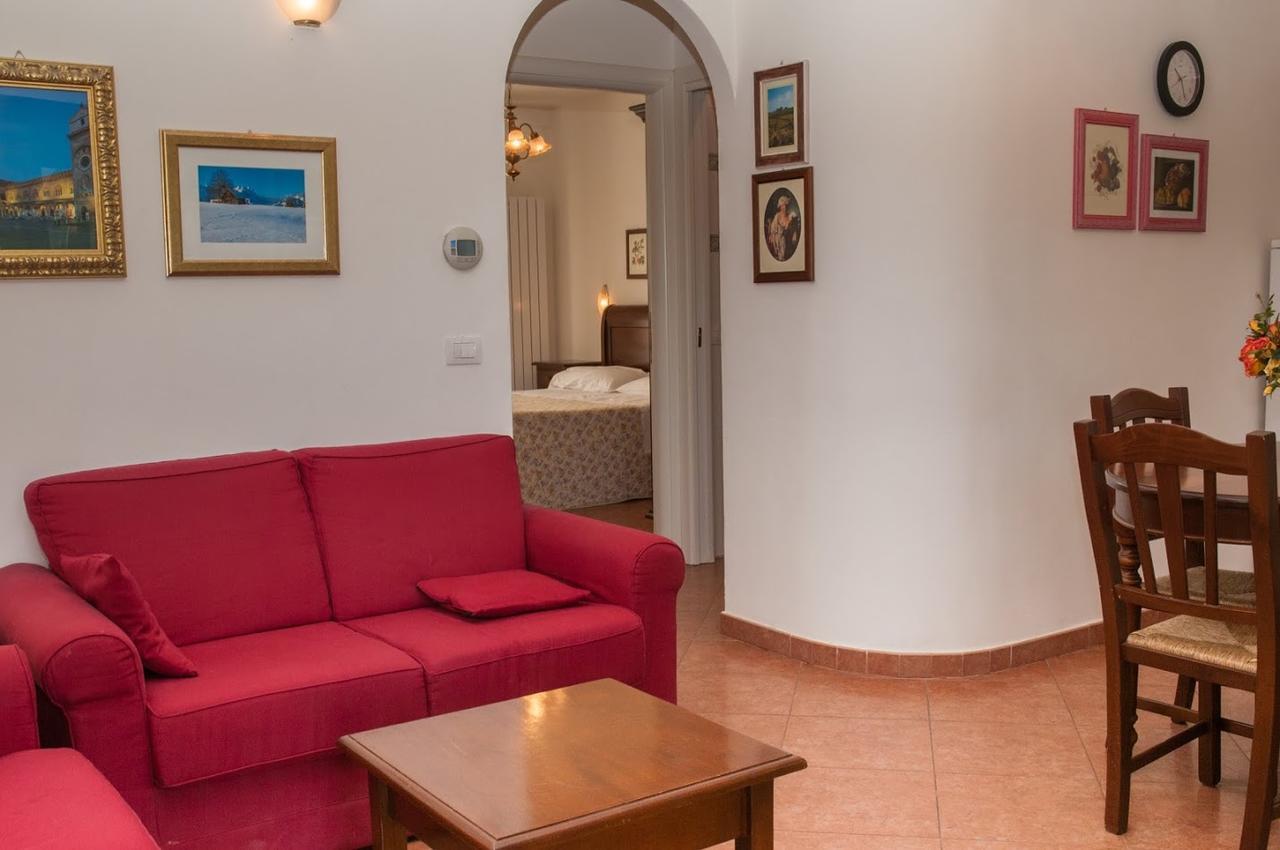 ריווטורטו Agriturismo Il Casale Di Monica מראה חיצוני תמונה