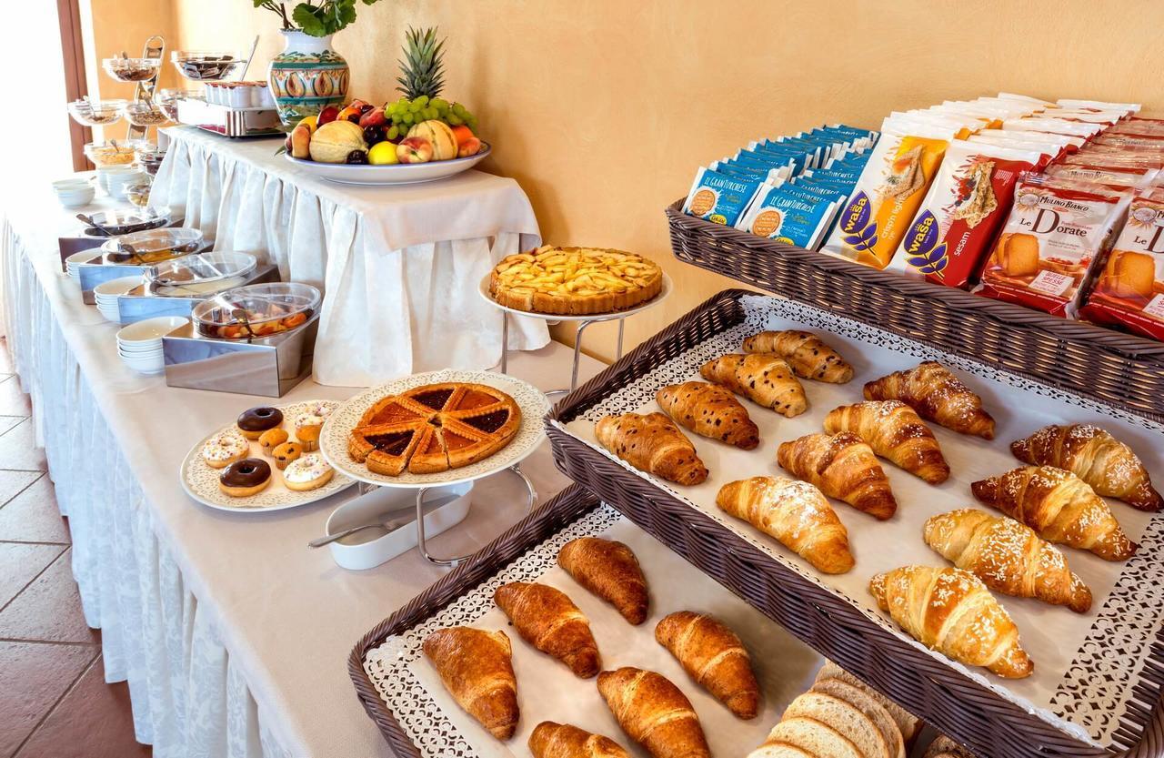 ריווטורטו Agriturismo Il Casale Di Monica מראה חיצוני תמונה